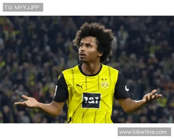 友谊赛精彩回顾多特蒙德小胜曼联神扑瞬间引发全场热烈反响